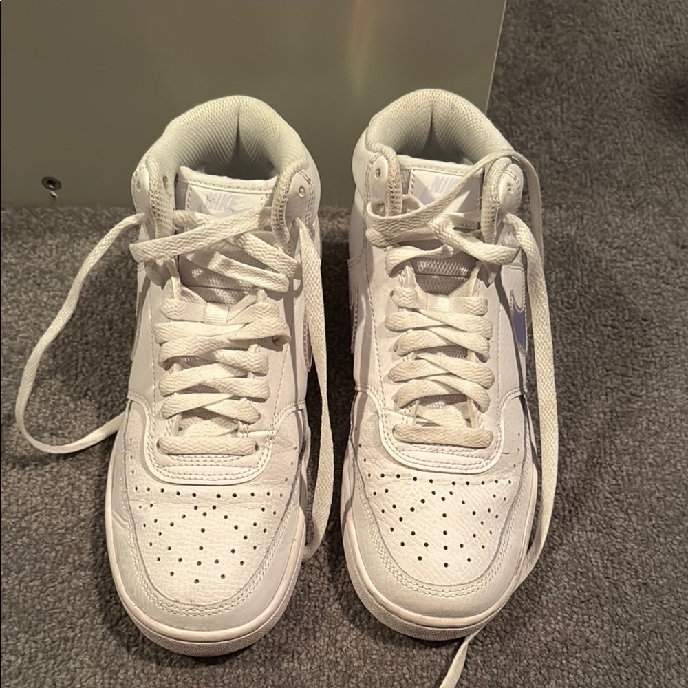 Nike women Court Vision Mid iridescent size 7